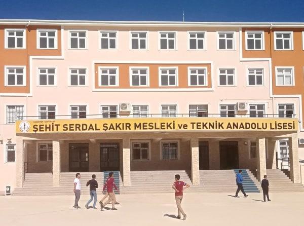 Şehit Serdal Şakır Mesleki ve Teknik Anadolu Lisesi GAZİANTEP ŞEHİTKAMİL