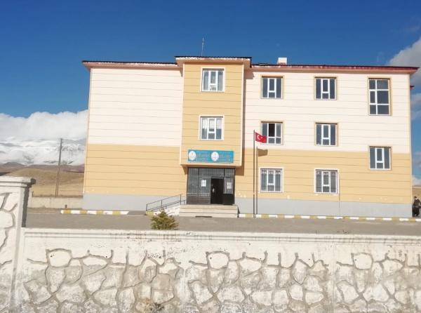 Adilcevaz İlkokulu BİTLİS ADİLCEVAZ