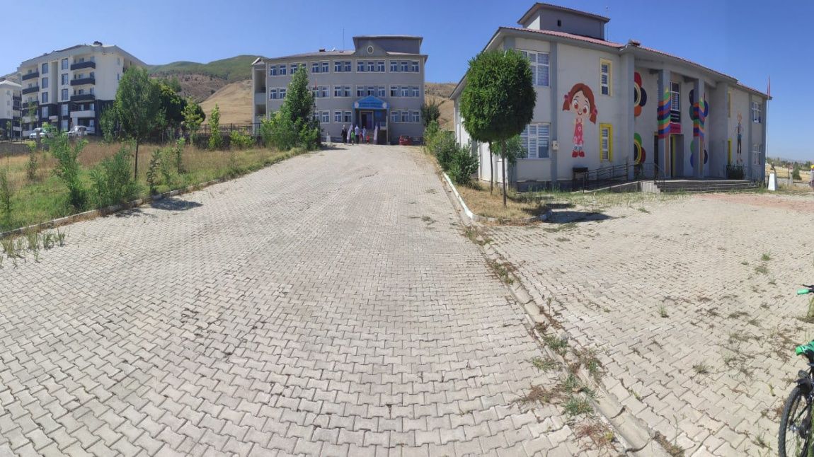 Muş Alparslan Üniversitesi İlkokulu MUŞ MERKEZ