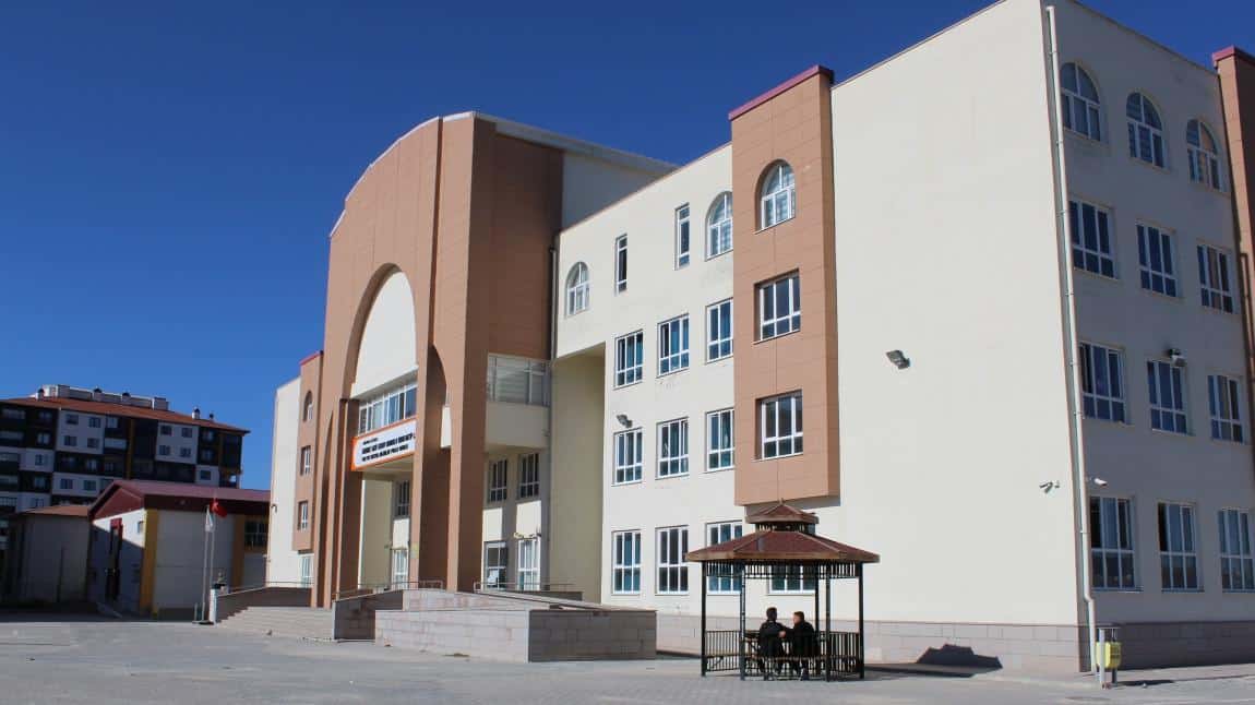 Mehmet Akif Ersoy Anadolu İmam Hatip Lisesi ANKARA GÖLBAŞI