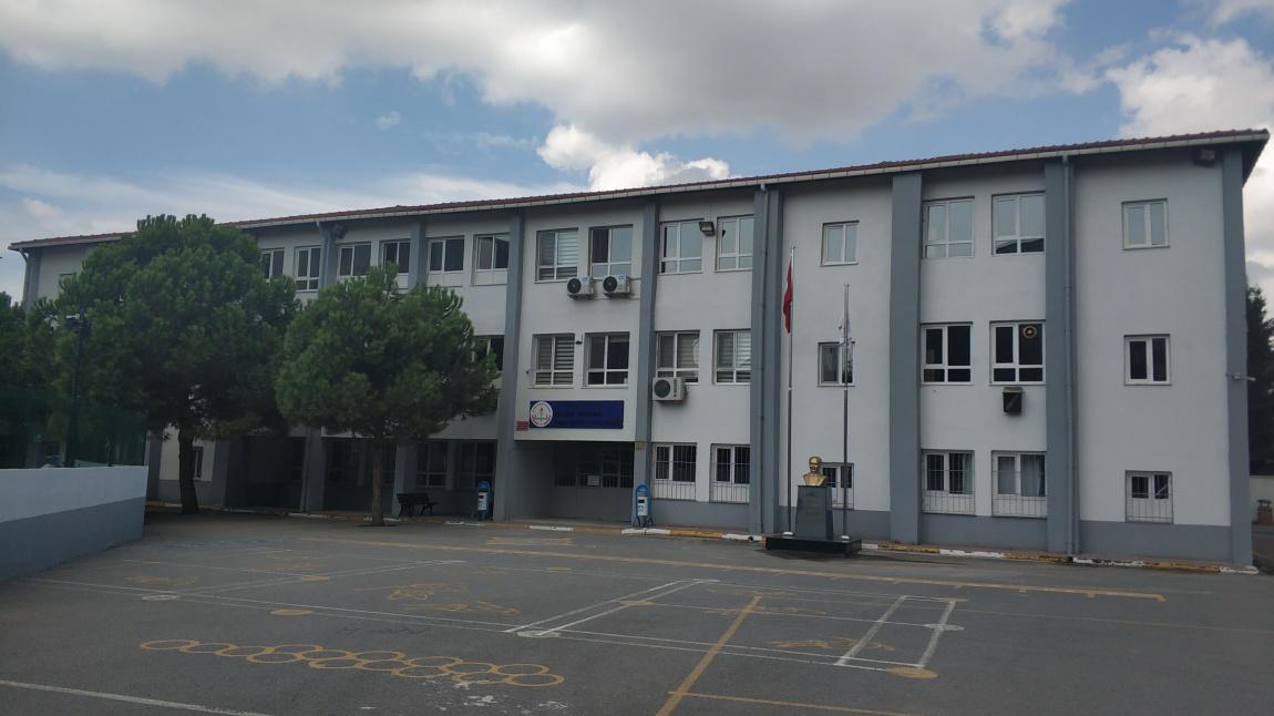 Selçuk Eraydın İmam Hatip Ortaokulu İSTANBUL PENDİK