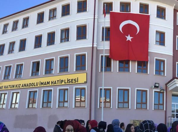 Mümine Hatun Kız Anadolu İmam Hatip Lisesi KONYA SELÇUKLU