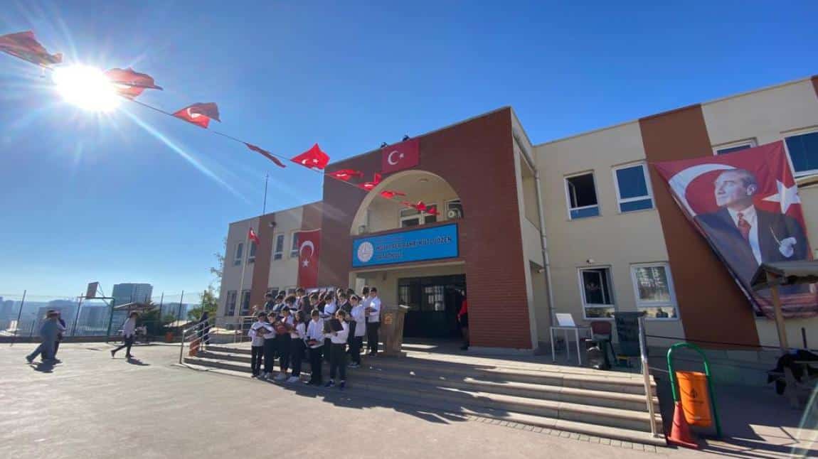 Muzaffer Bahri Kutluözen Ortaokulu ANKARA ÇANKAYA