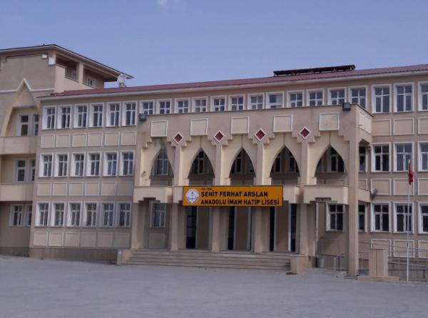 Tuşba Şehit Ferhat Arslan Anadolu İmam Hatip Lisesi VAN TUŞBA