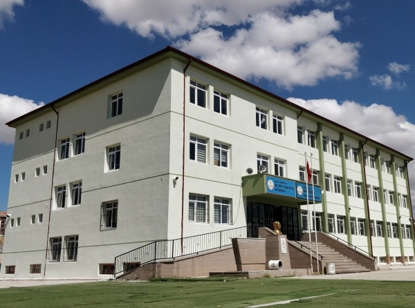 ANKARA YENİMAHALLE AHMET YESEVİ İMAM HATİP ORTAOKULU Hakkında