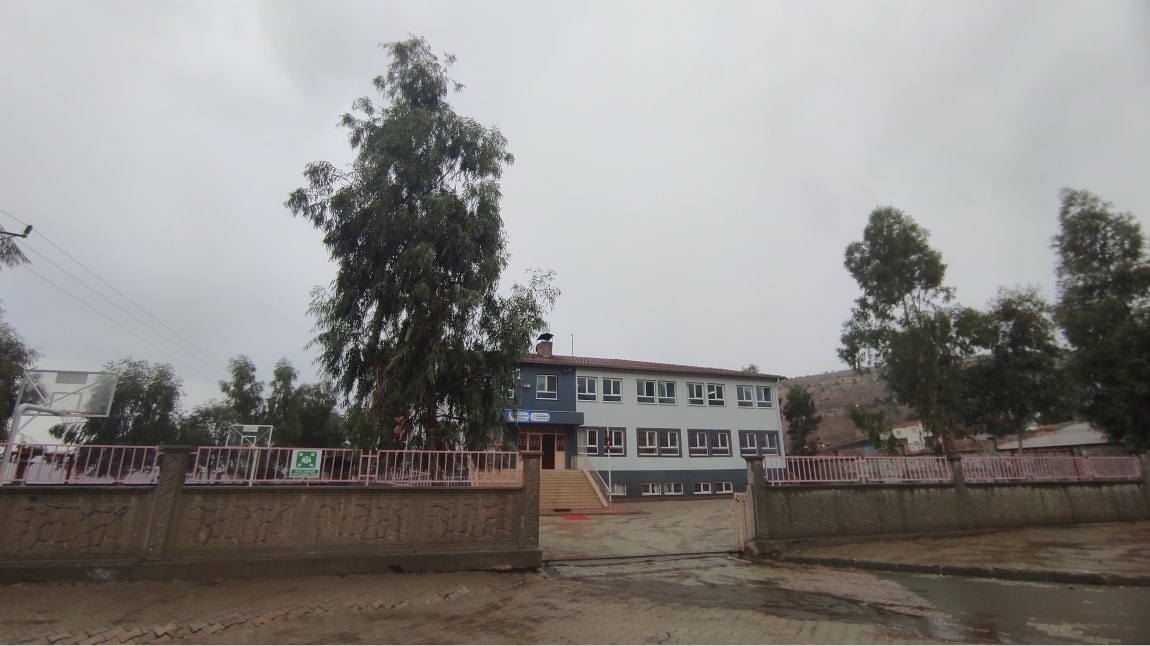 Karabayır İmam Hatip Ortaokulu MARDİN DARGEÇİT