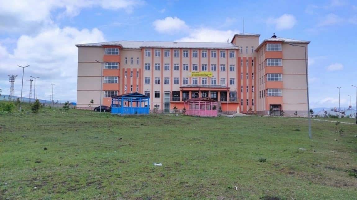 Şehit Ömer Halisdemir İmam Hatip Ortaokulu ARDAHAN MERKEZ