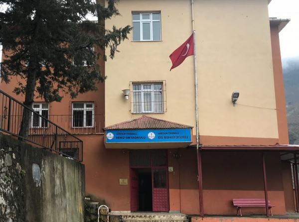 Sekü İmam Hatip Ortaokulu GİRESUN TİREBOLU
