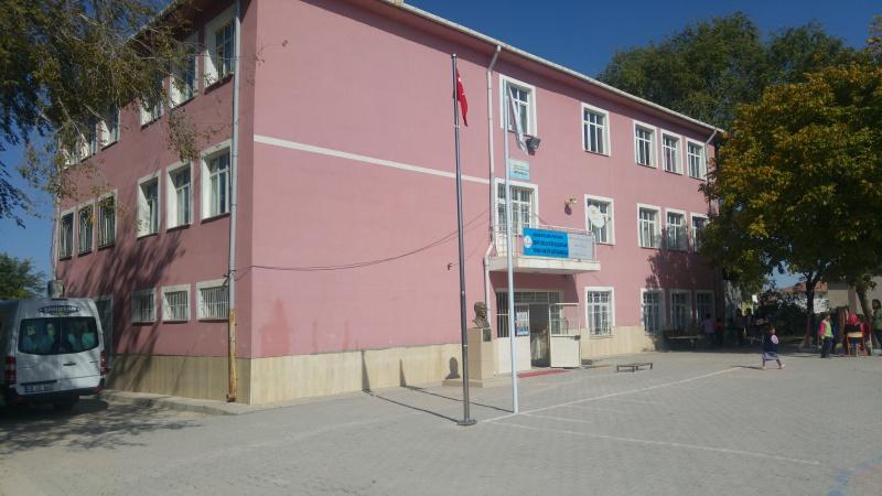 Kızıldağ Yeniyapan Şehit Muzaffer Kılıçaslan İmam Hatip Ortaokulu KIRŞEHİR MUCUR