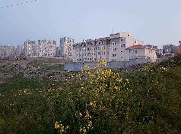 Şehit Ahmet Kocabay Kız Anadolu İmam Hatip Lisesi İSTANBUL ESENYURT