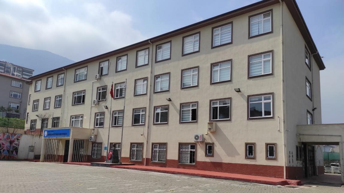 Şehit Hasan Hüseyin Daşdemir İmam Hatip Ortaokulu BURSA YILDIRIM