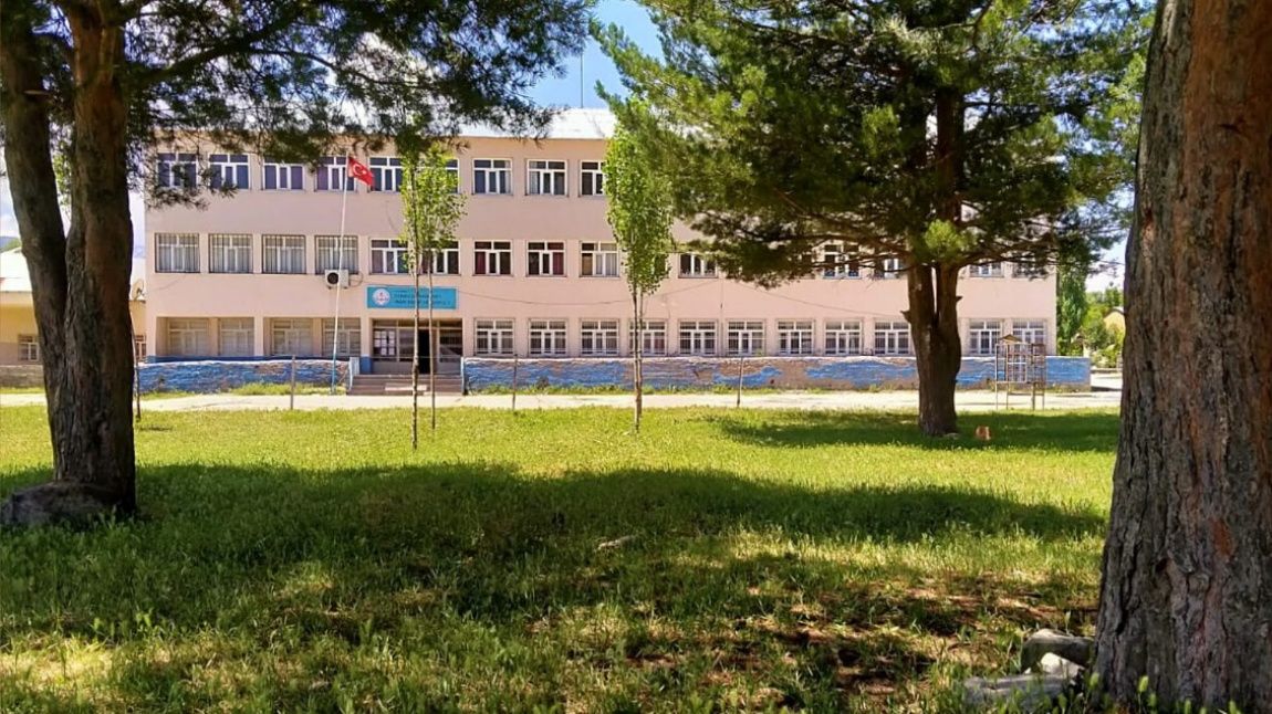 Sungu Cumhuriyet İmam Hatip Ortaokulu MUŞ MERKEZ