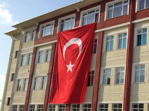 Münir Tınaztepe Anadolu Lisesi İSTANBUL BAĞCILAR