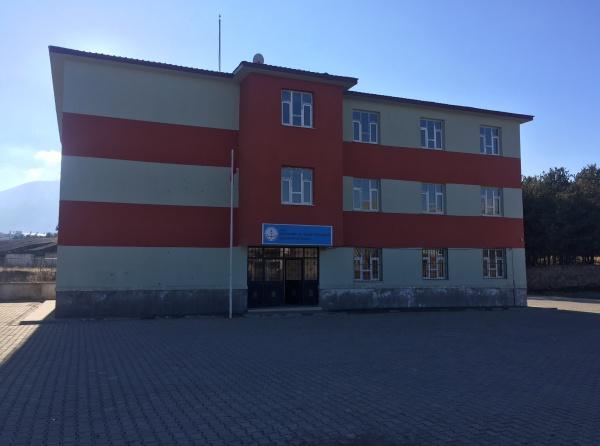 Tatvan Prof. Dr. Necmettin Erbakan İmam Hatip Ortaokulu BİTLİS TATVAN