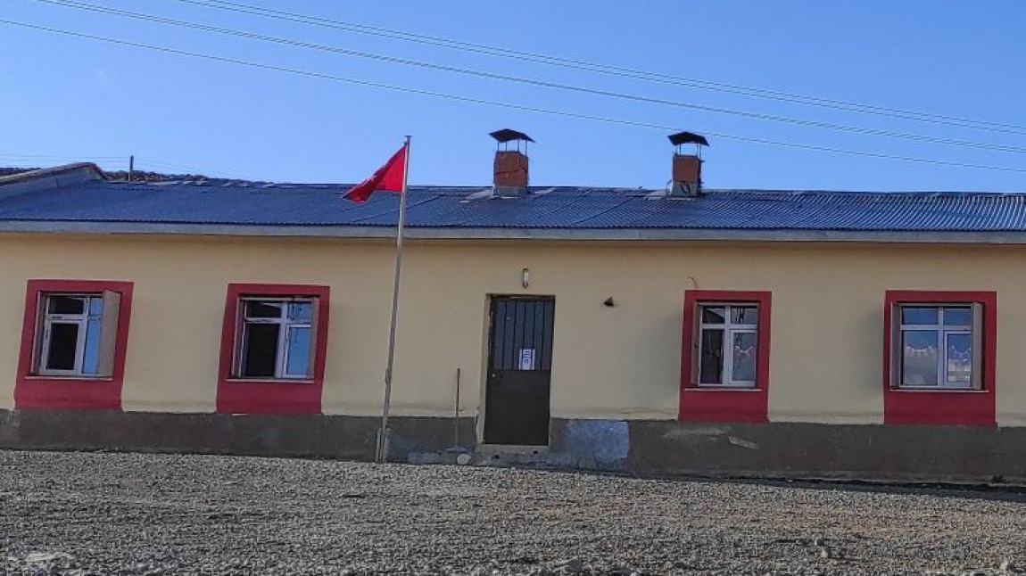 Taşağıl İlkokulu ERZURUM ÇAT