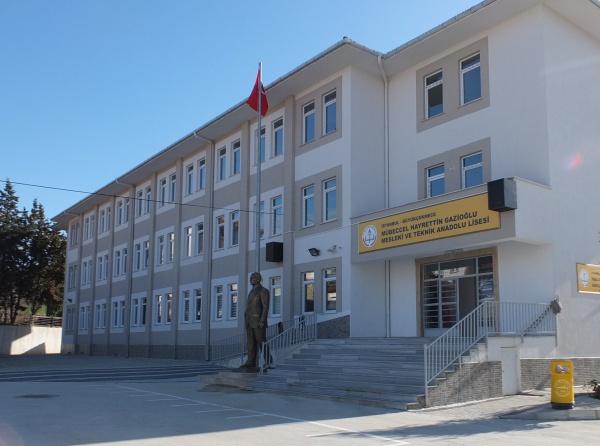 Büyükçekmece Celaliye Mübeccel Hayrettin Gazioğlu Mesleki ve Teknik Anadolu Lisesi İSTANBUL BÜYÜKÇEKMECE