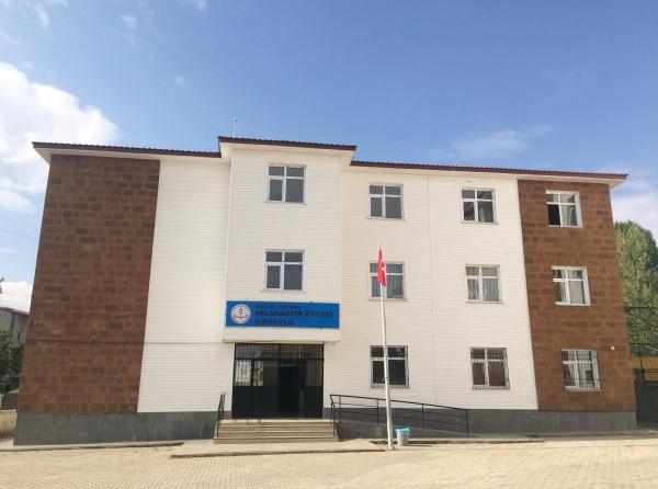 Selahaddin Eyyubi İlkokulu BİTLİS TATVAN