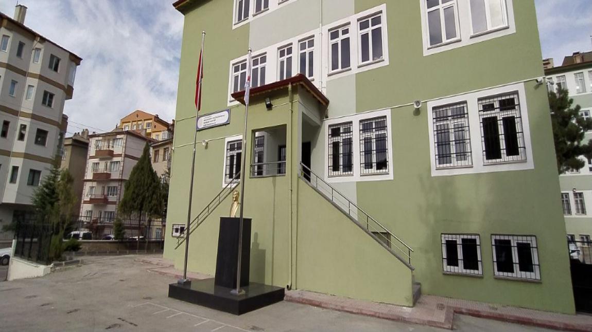 Muhsin Yazıcıoğlu İmam Hatip Ortaokulu NİĞDE MERKEZ