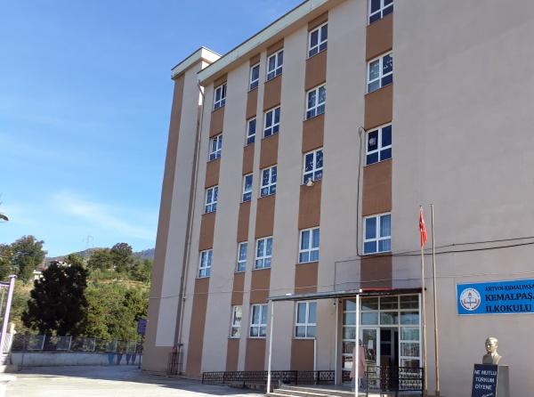 Kemalpaşa Serhat İlkokulu ARTVİN KEMALPAŞA