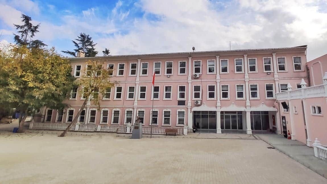 Validebağ Fen Lisesi İSTANBUL ÜSKÜDAR