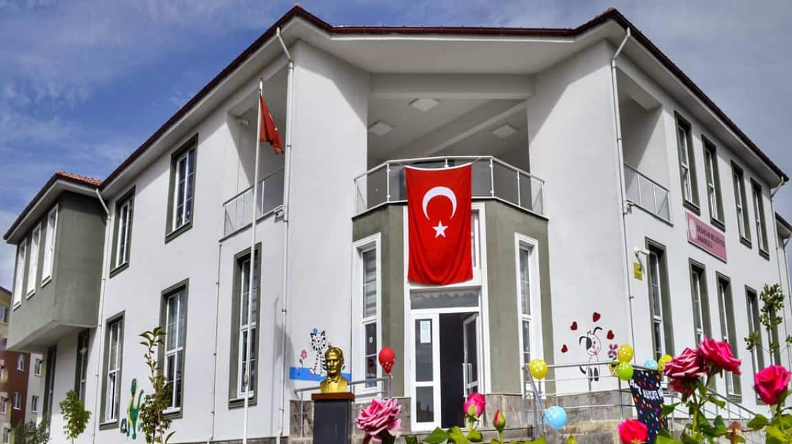 Erzincan Belediyesi Anaokulu ERZİNCAN MERKEZ