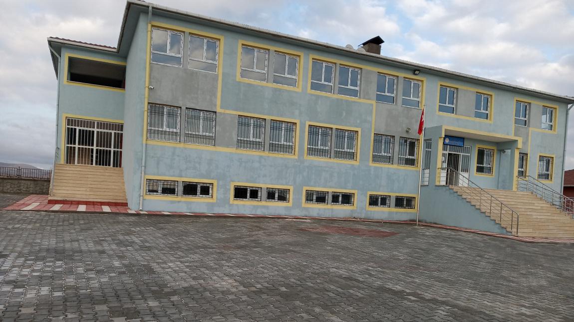 Tavşanlı İmam Hatip Ortaokulu MARDİN DARGEÇİT