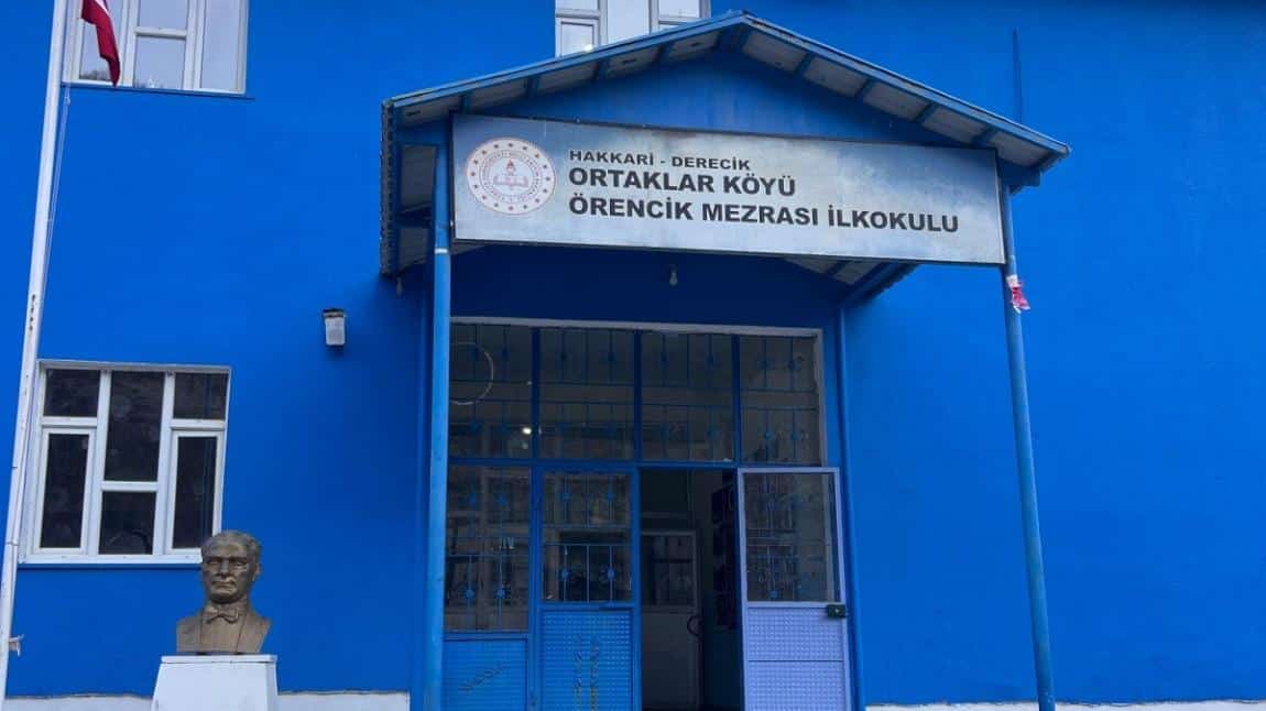 Ortaklar Köyü Örencik Mezrası İlkokulu HAKKARİ DERECİK