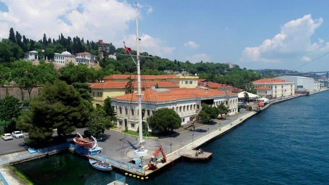 İstanbul Teknik Üniversitesi Mesleki ve Teknik Anadolu Lisesi İSTANBUL BEŞİKTAŞ