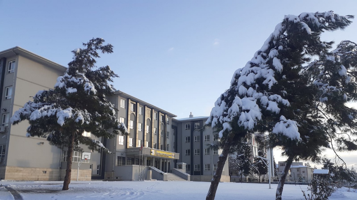 TOBB 15 Temmuz Şehitleri Anadolu Lisesi KİLİS MERKEZ