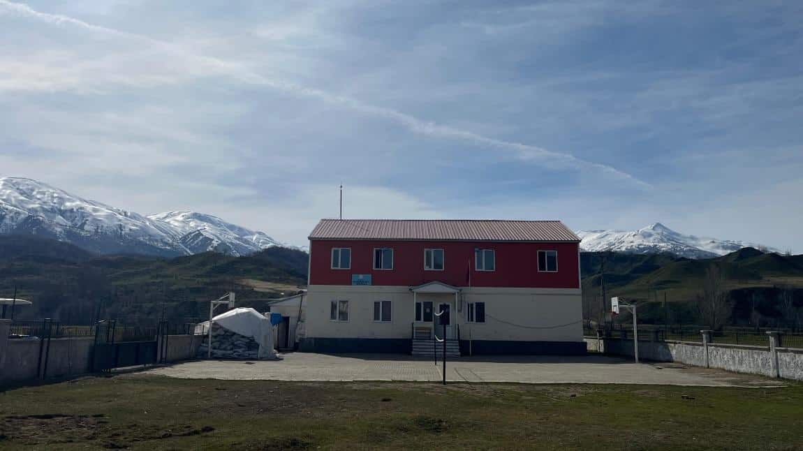 Yenidoğan Köyü Ortaokulu BİTLİS MUTKİ