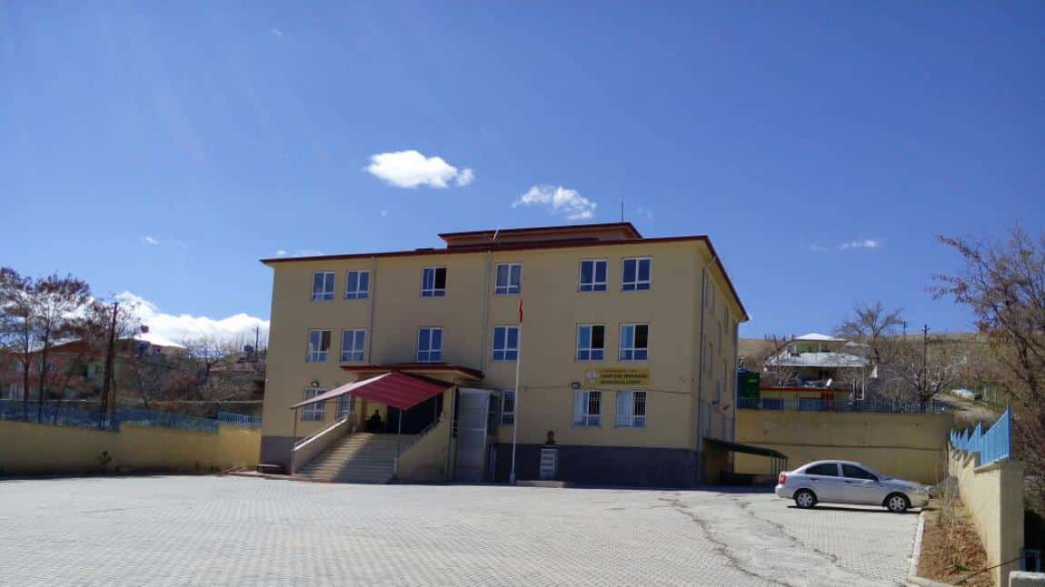 Tanır Şehit Mevlüt Çetinkaya Anadolu Lisesi KAHRAMANMARAŞ AFŞİN