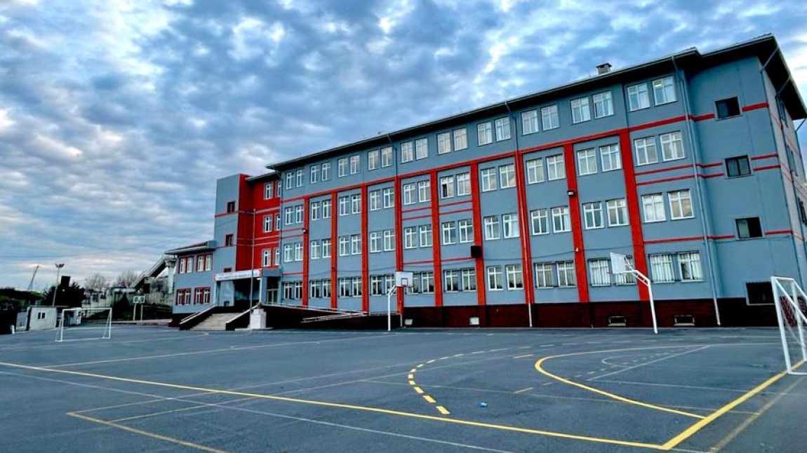 Sultançiftliği Anadolu Lisesi İSTANBUL SULTANGAZİ