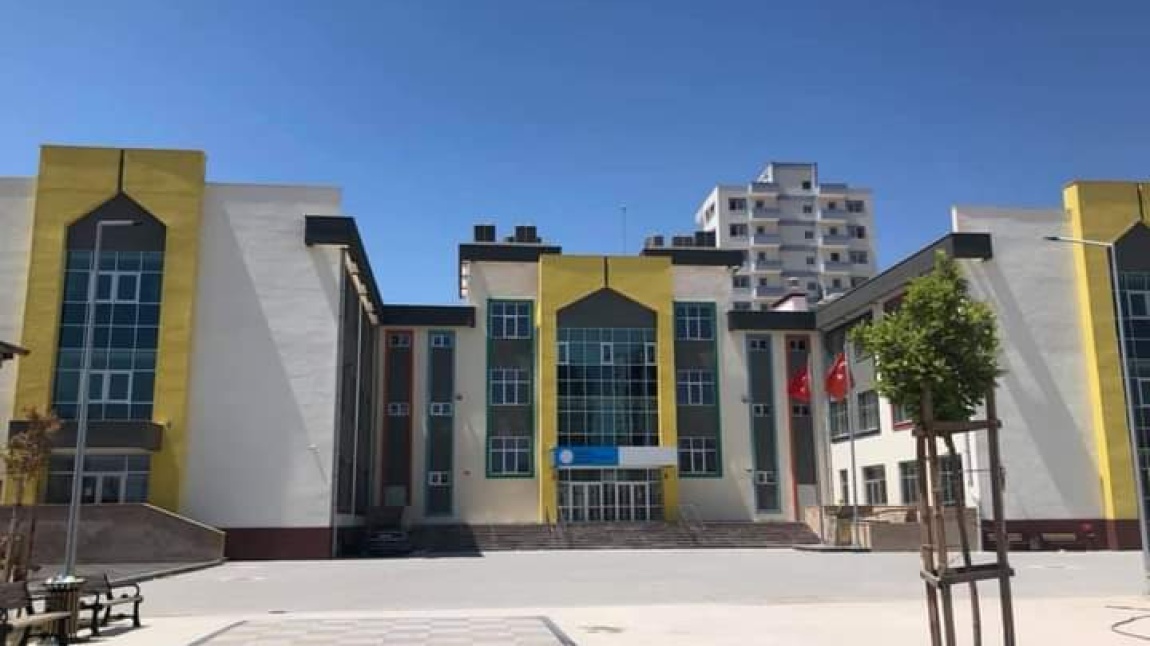 Çarkıpare Şehit Ertan Tokuş İlkokulu ADANA SARIÇAM