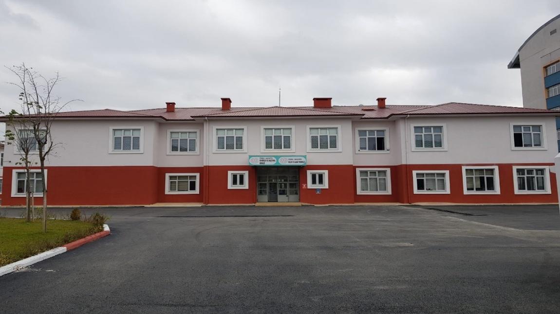 Niyazi Sayın Bilim ve Sanat Merkezi İSTANBUL SANCAKTEPE