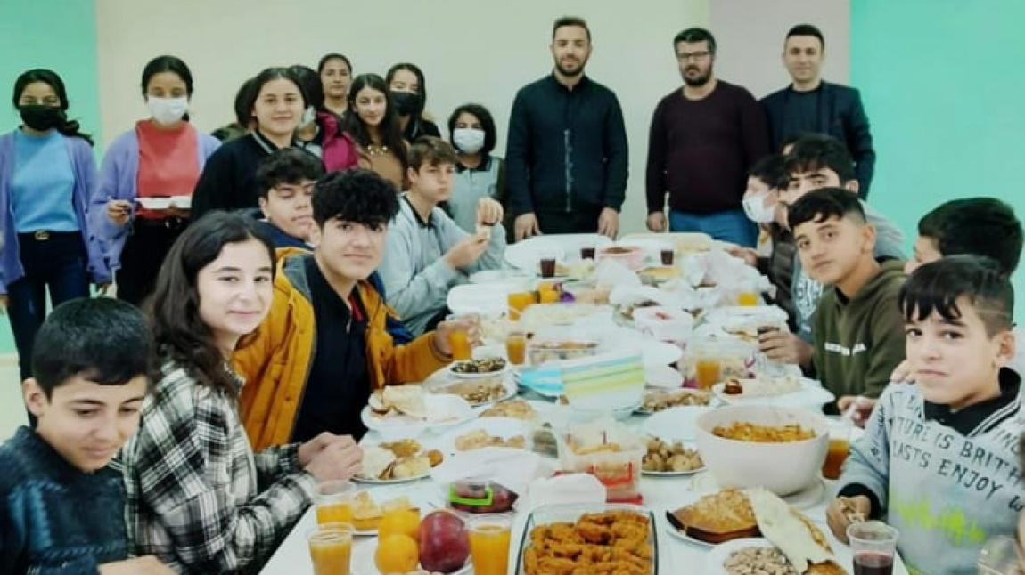 Cumhuriyet Anadolu Lisesi ŞANLIURFA HALFETİ