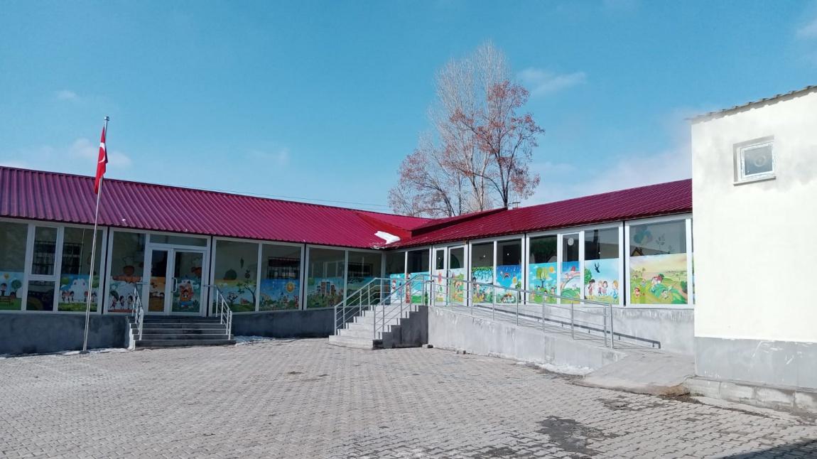 Ahlat Saadet Ayber Özel Eğitim Uygulama Okulu II. Kademe BİTLİS AHLAT