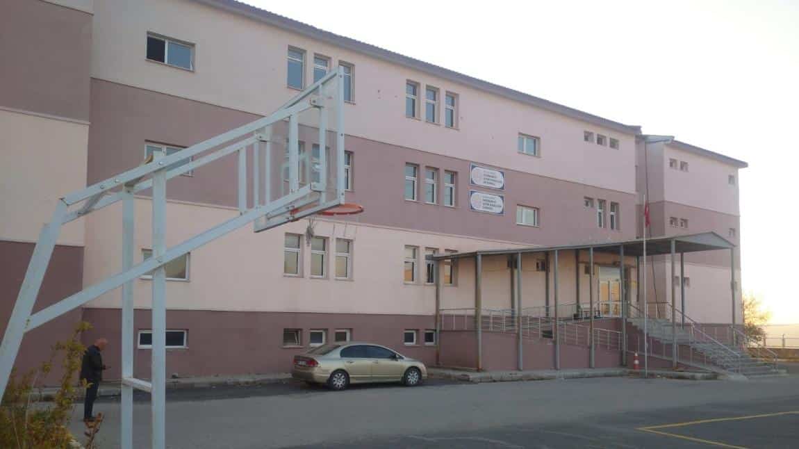 Dedekorkut İşitme Engelliler Ortaokulu ERZURUM YAKUTİYE