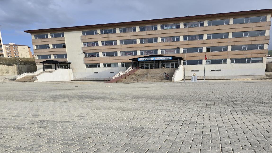 YÜKSEKOVA TOKİ İLKOKULU HAKKARİ YÜKSEKOVA