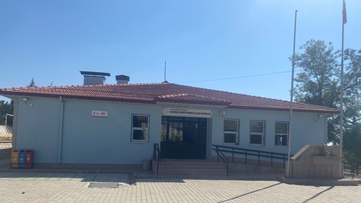 Dazkırı Şerife Memiş Uçar İlkokulu AFYONKARAHİSAR DAZKIRI