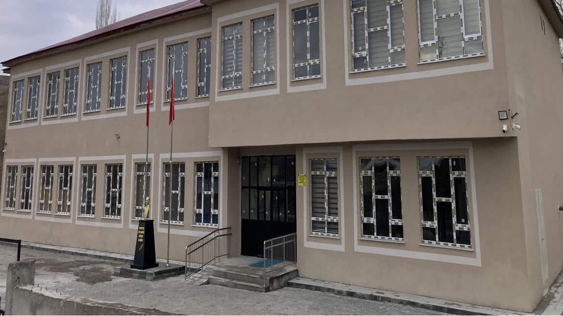 Hacıahmet Ortaokulu ERZURUM HORASAN