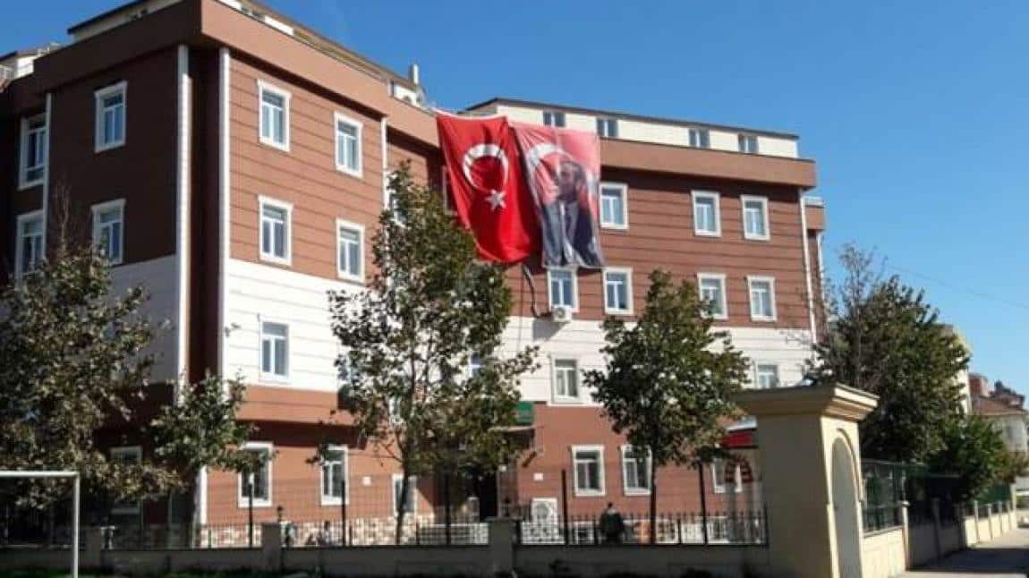 Hüseyin Erkan İmam Hatip Ortaokulu İSTANBUL BÜYÜKÇEKMECE