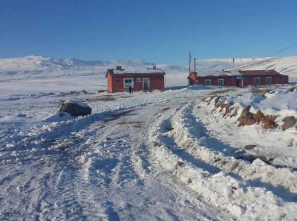 Baykara İlkokulu KARS SELİM