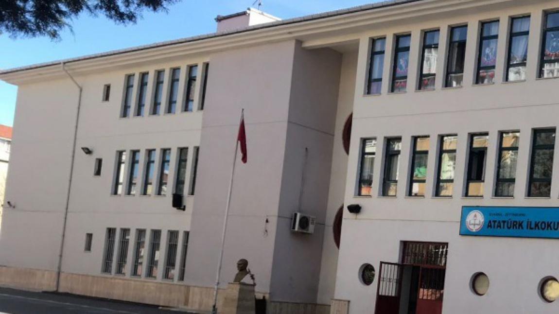Atatürk İlkokulu İSTANBUL ZEYTİNBURNU