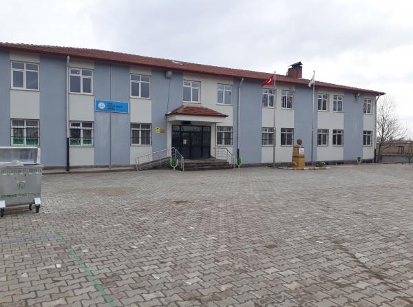 Yeşilgölcük Cumhuriyet İlkokulu NİĞDE MERKEZ