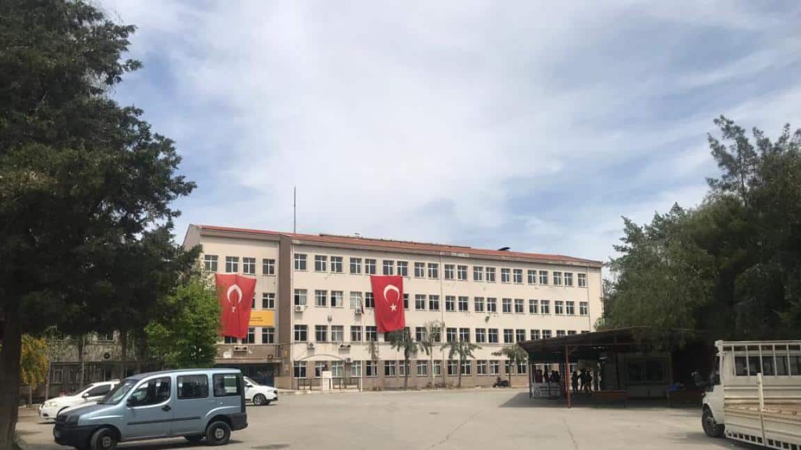 Konak Mustafa Kemal Atatürk Mesleki ve Teknik Anadolu Lisesi İZMİR KONAK