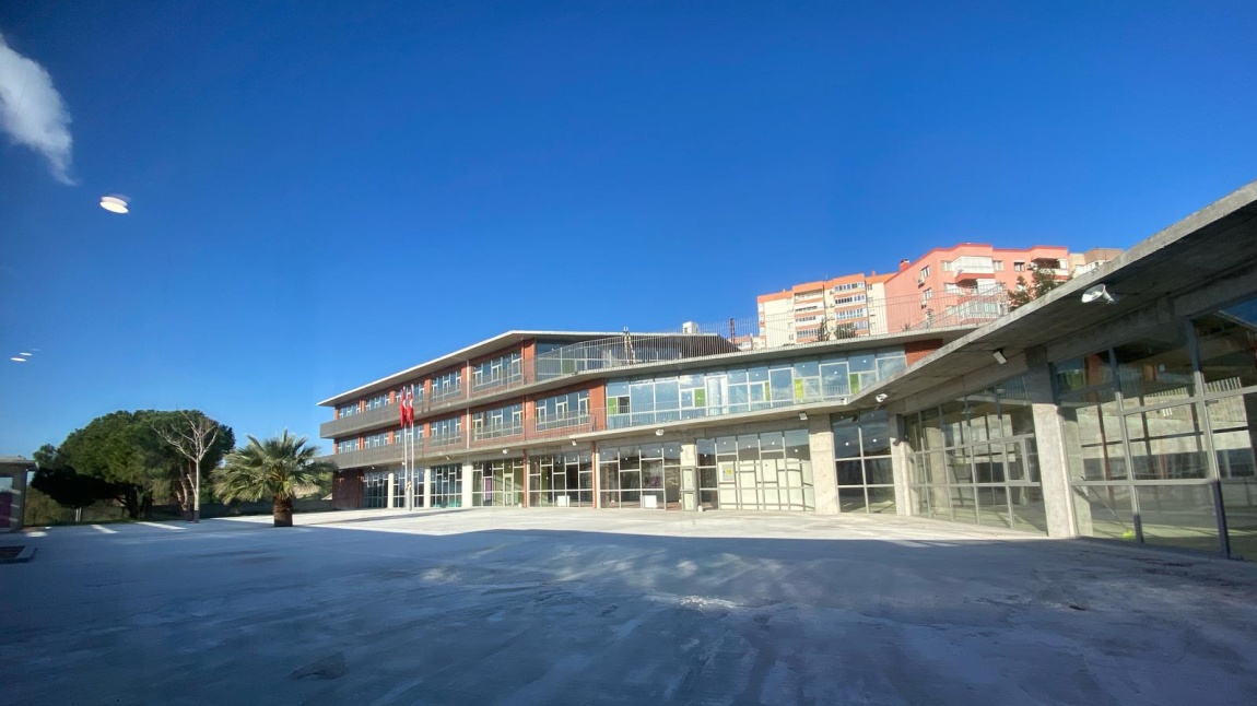 Egekent İlkokulu İZMİR ÇİĞLİ