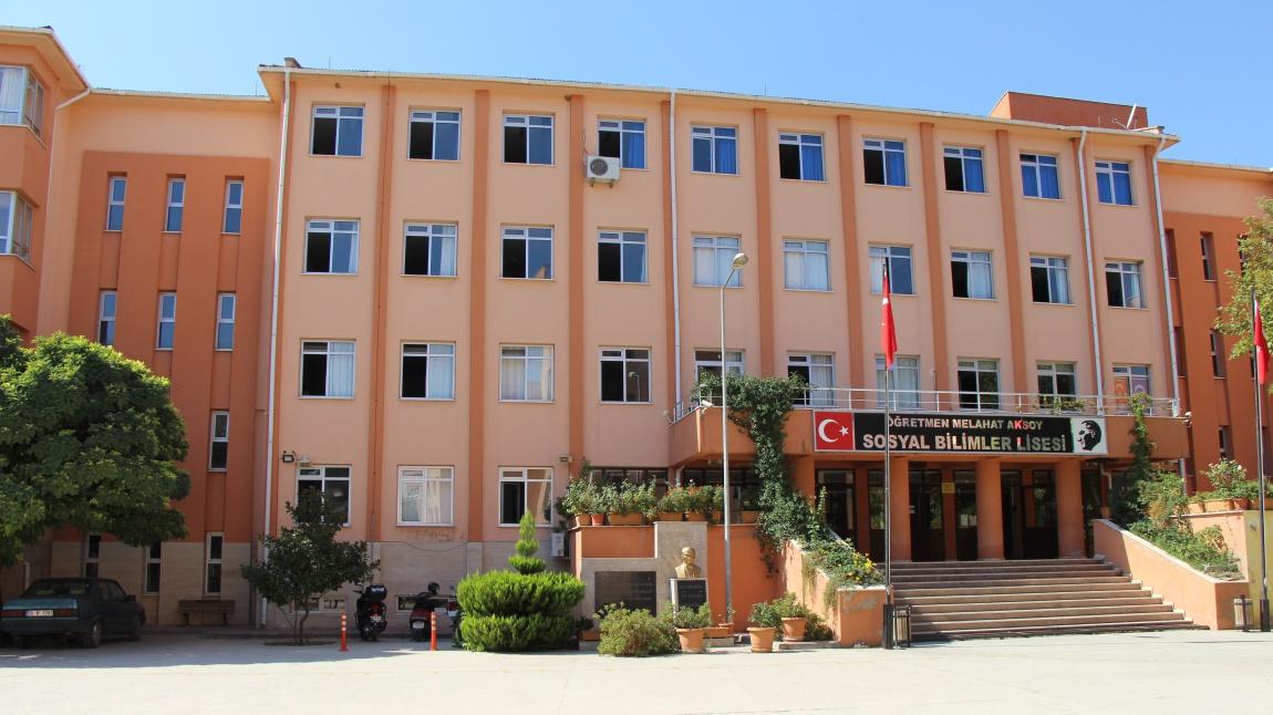 Tire Öğretmen Melahat Aksoy Sosyal Bilimler Lisesi İZMİR TİRE