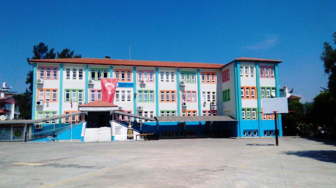 Şehit Ahmet Benler İlkokulu MUĞLA MARMARİS