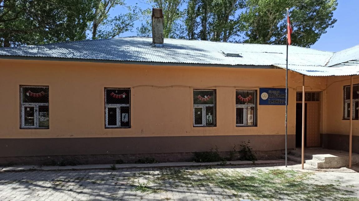 Yassıkaya İlkokulu AĞRI TAŞLIÇAY