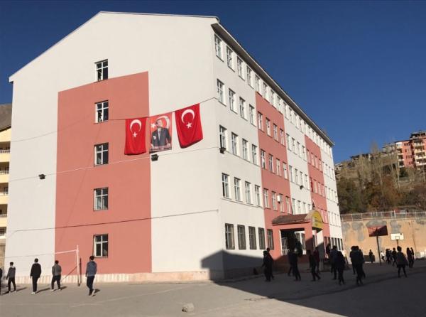 Cumhuriyet Anadolu Lisesi HAKKARİ MERKEZ